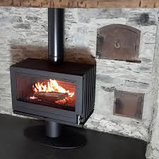 Купить Печь-камин Invicta Elton в интерьере чугунная в Орше в Орше