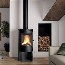 Купить Печь-камин Invicta Poele Neosen Etanche в интерьере чугунная в Орше в Орше