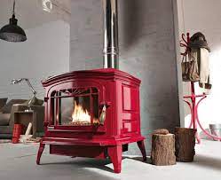 Купить Печь-камин Invicta Bradford красная эмаль в интерьере чугунная в Орше в Орше