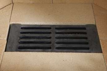 Стальной недорогой камин с колосником Бавария призматик пристенно-угловой фото в Орше