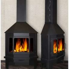 Стальной недорогой камин Бавария Мюнхен с большим стеклом фото в интерьере в Орше