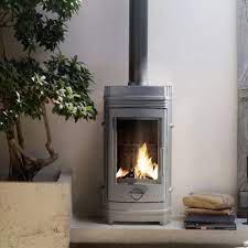 Печь-камин Invicta Chatel чугун в интерьере Амазонка бай фото в Орше