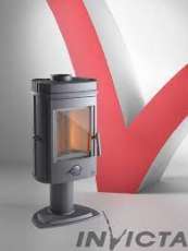 Печь-камин чугунный Invicta Mesnil в интерьере Амазонка бай фото в Орше