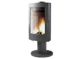 Печь-камин чугунный Invicta Alios в интерьере Амазонка бай фото в Орше